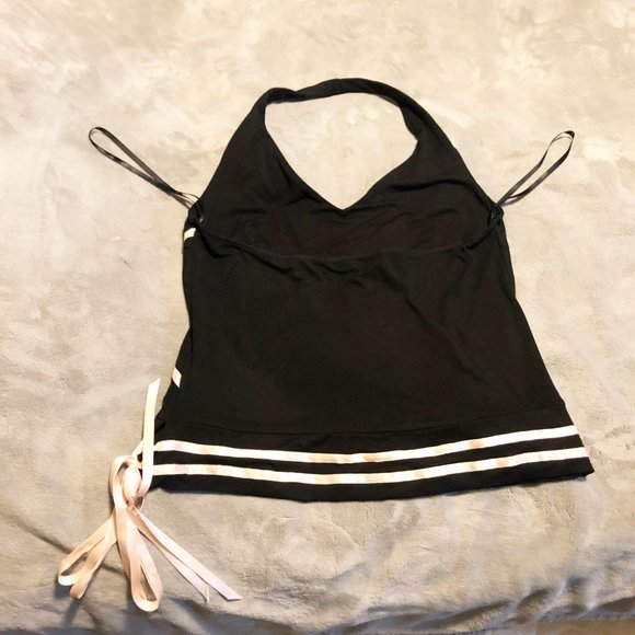 Gorgeous Nicole Miller Halter - Picture 4 of 13